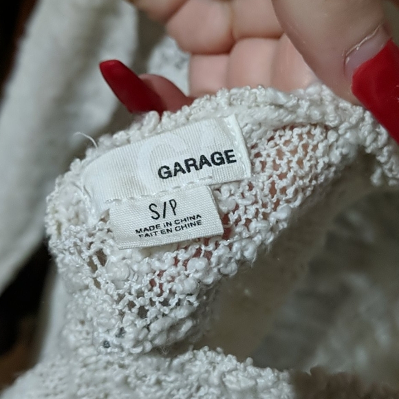 Backless Knit Sweater - Picture 2 of 4